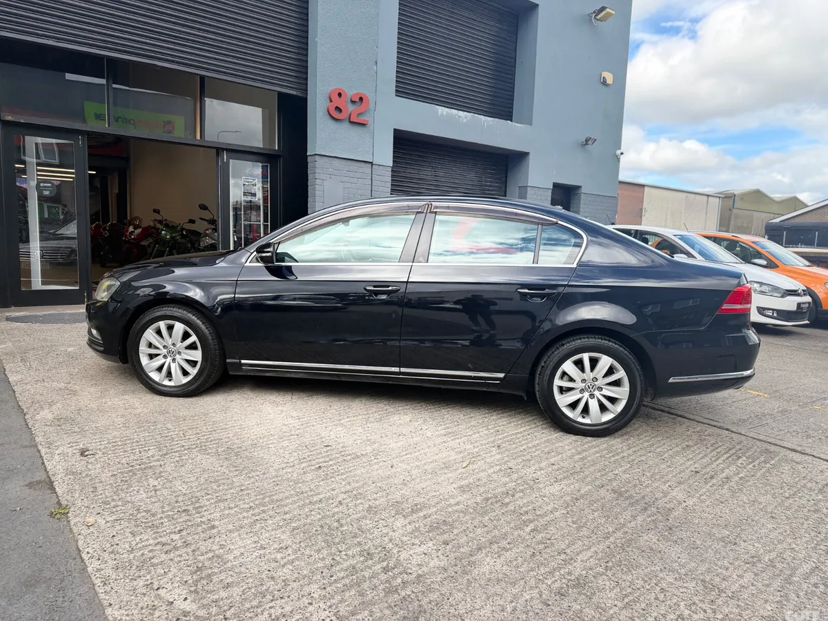 Volkswagen Passat Saloon, Petrol, 2013, Black
