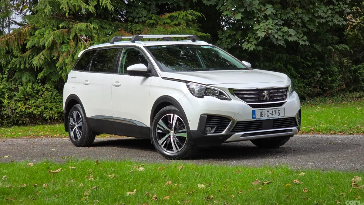 Peugeot 5008 MPV, Diesel, 2018, White
