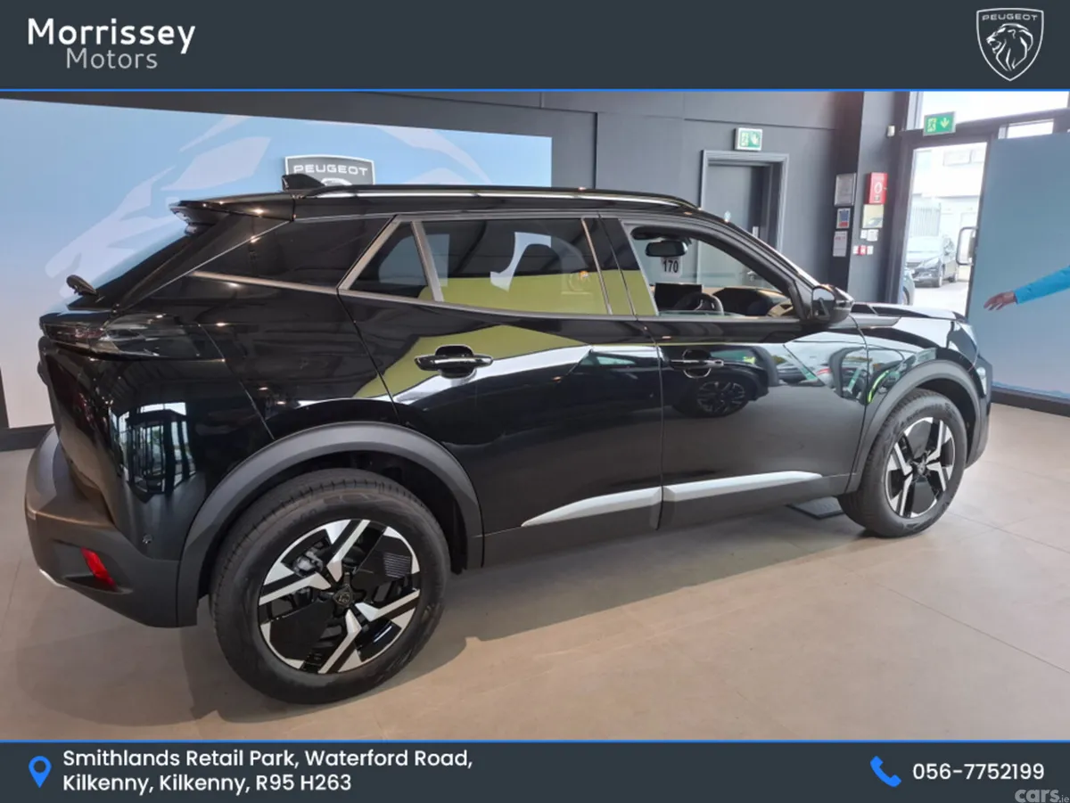 Peugeot 2008 SUV, Petrol Hybrid, 2026, Blue