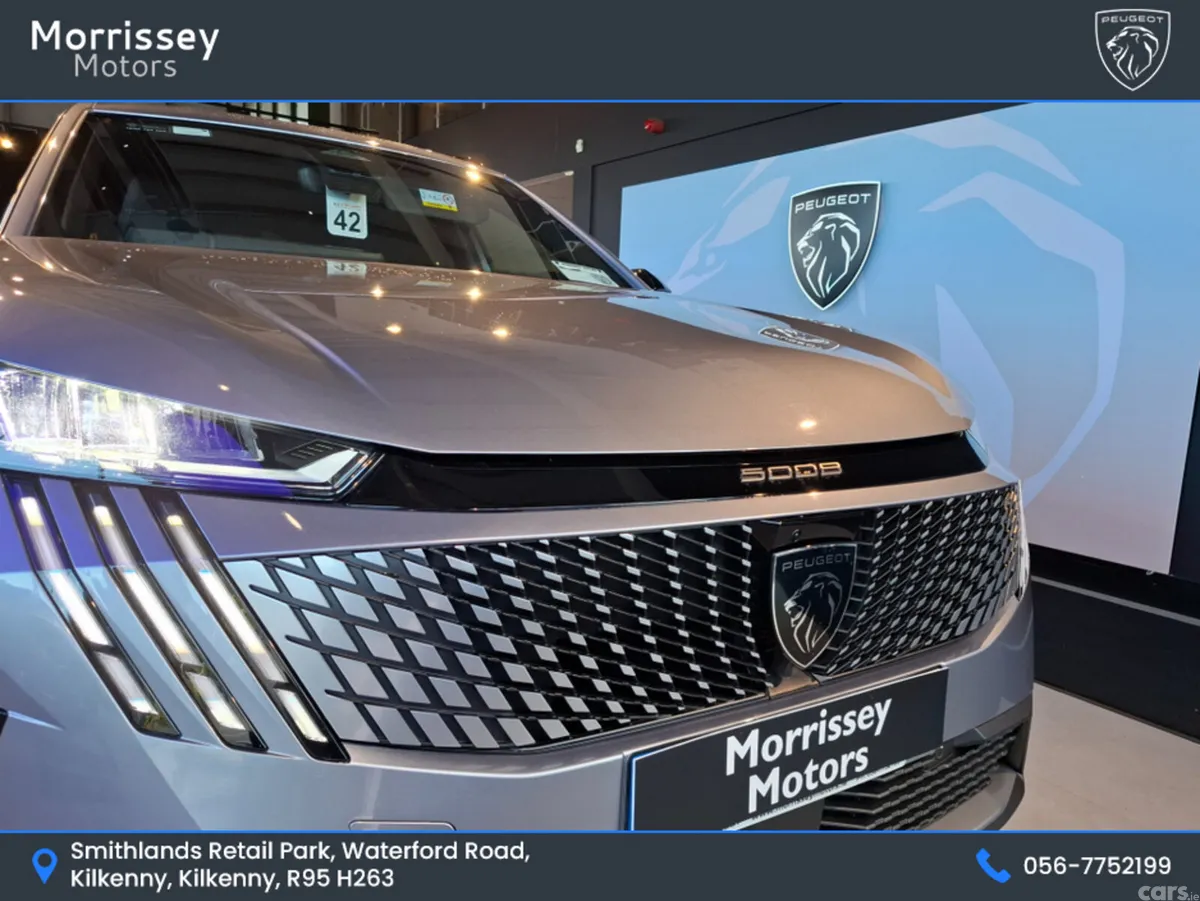Peugeot 5008 MPV, Petrol Hybrid, 2025, Grey