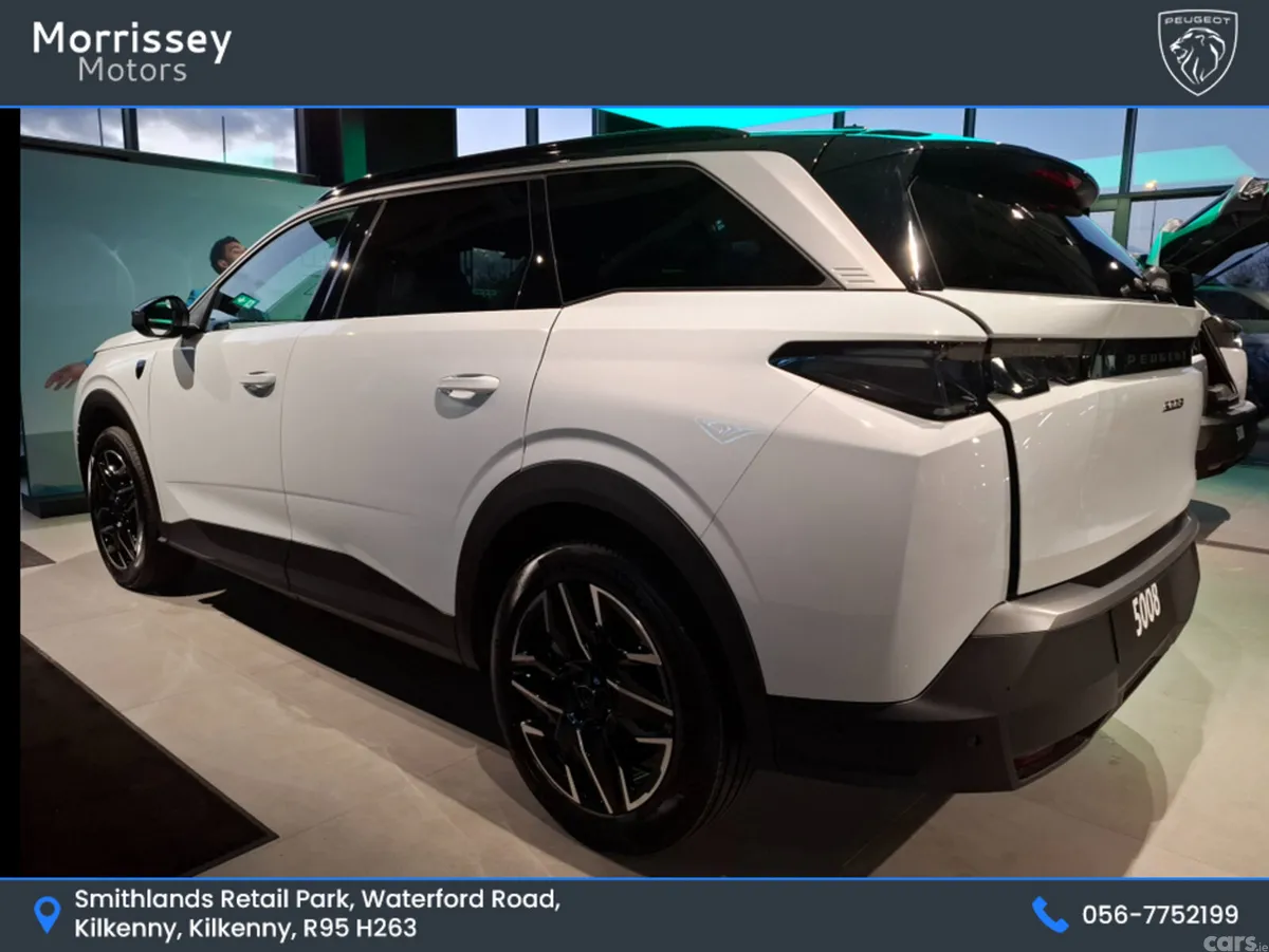 Peugeot 5008 SUV, Petrol Hybrid, 2026, White