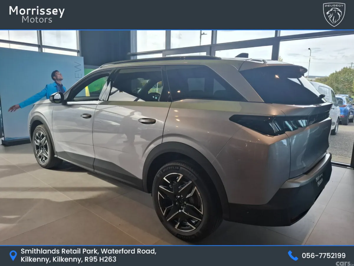 Peugeot 5008 SUV, Petrol Hybrid, 2026, Grey