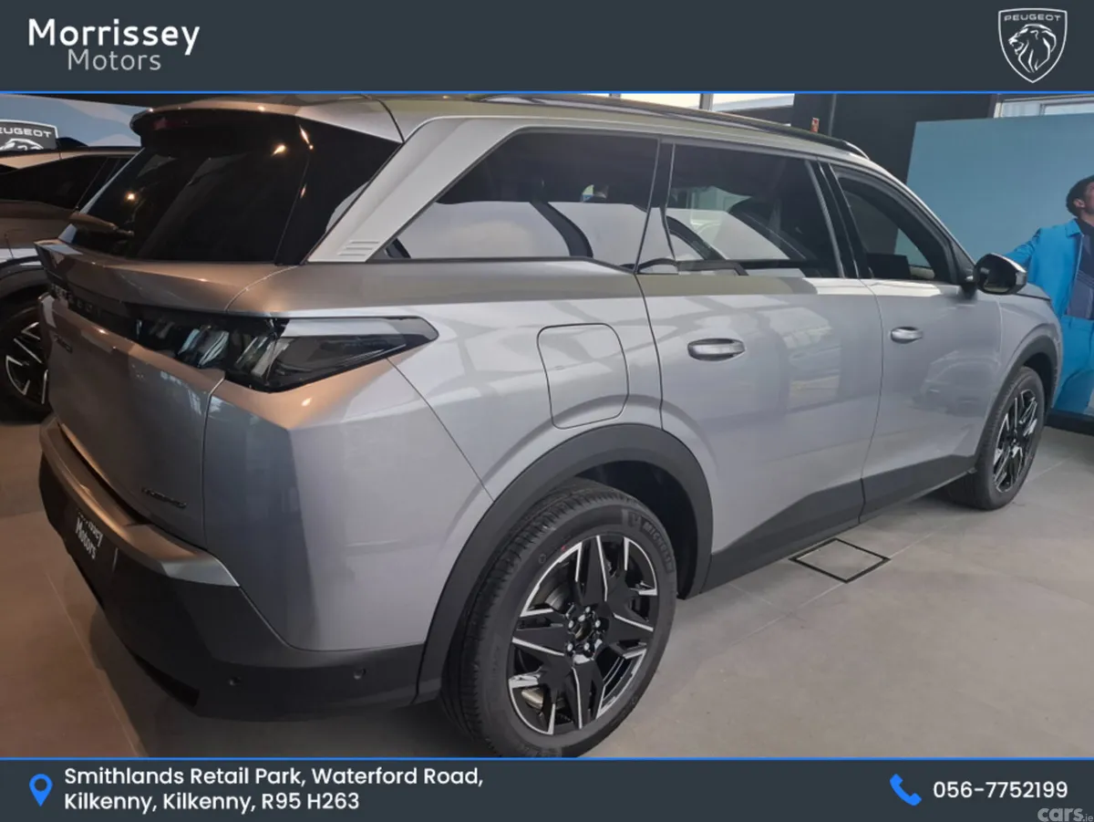 Peugeot 5008 SUV, Petrol Hybrid, 2026, Grey