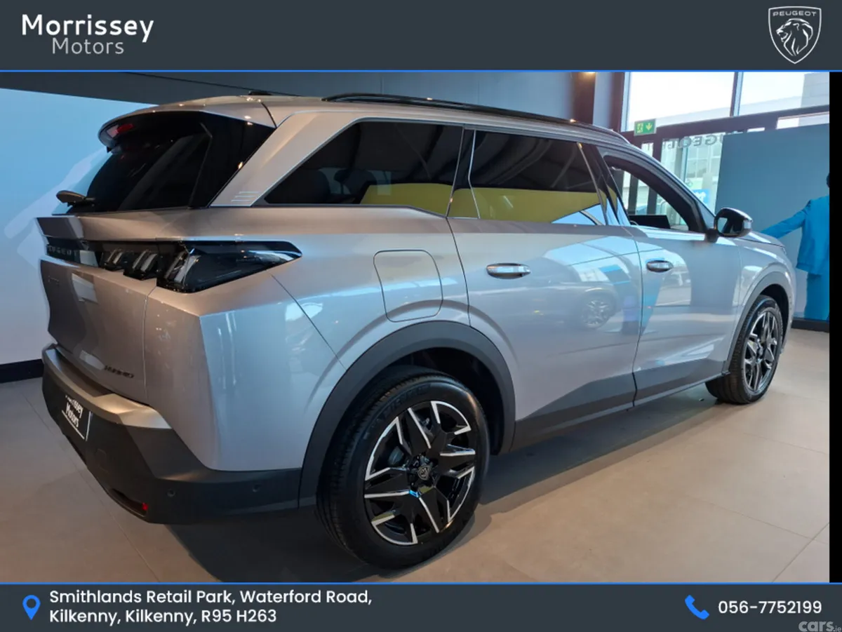 Peugeot 5008 MPV, Petrol Hybrid, 2025, Grey