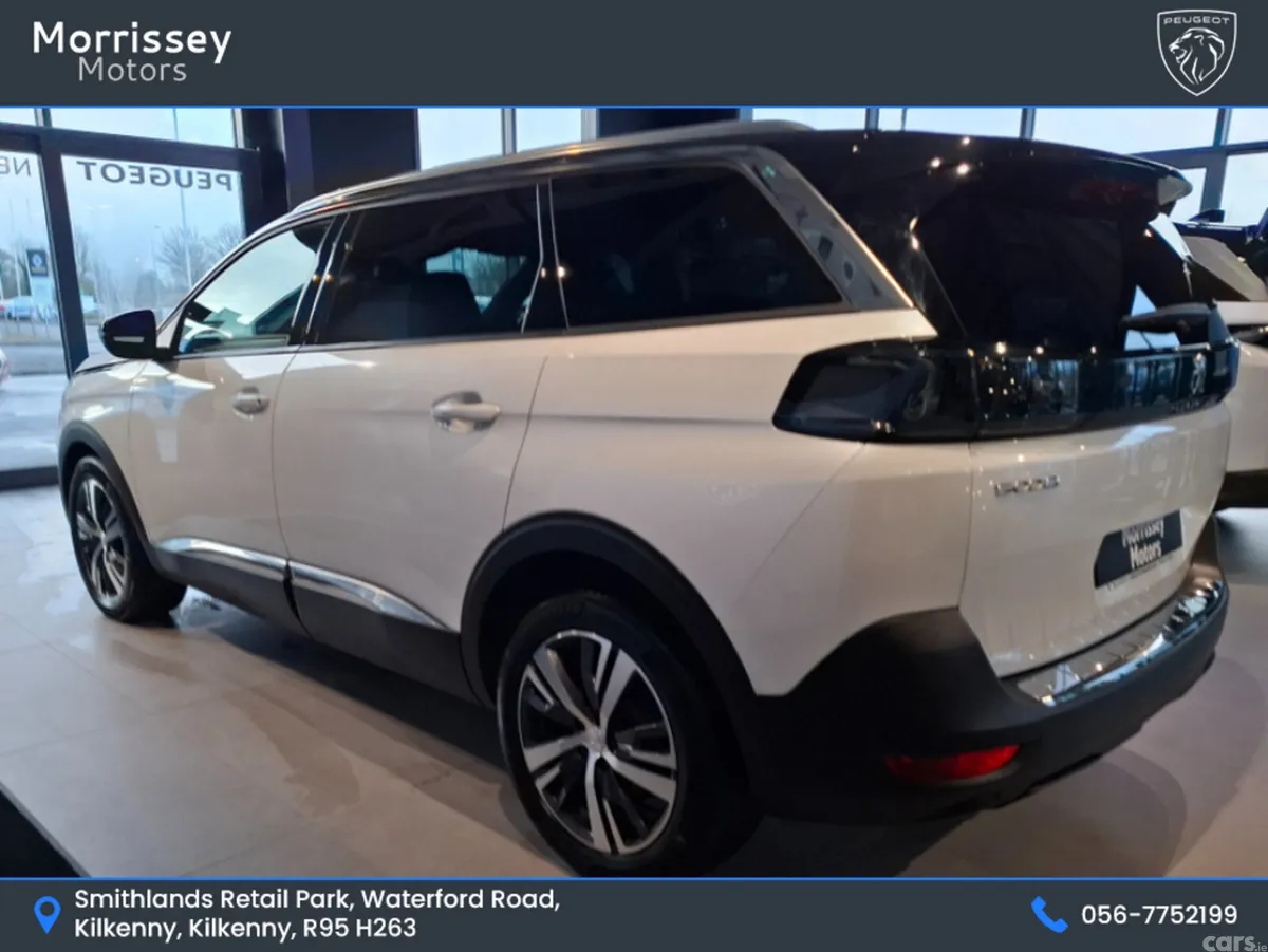 Peugeot 5008 MPV, Diesel, 2024, White