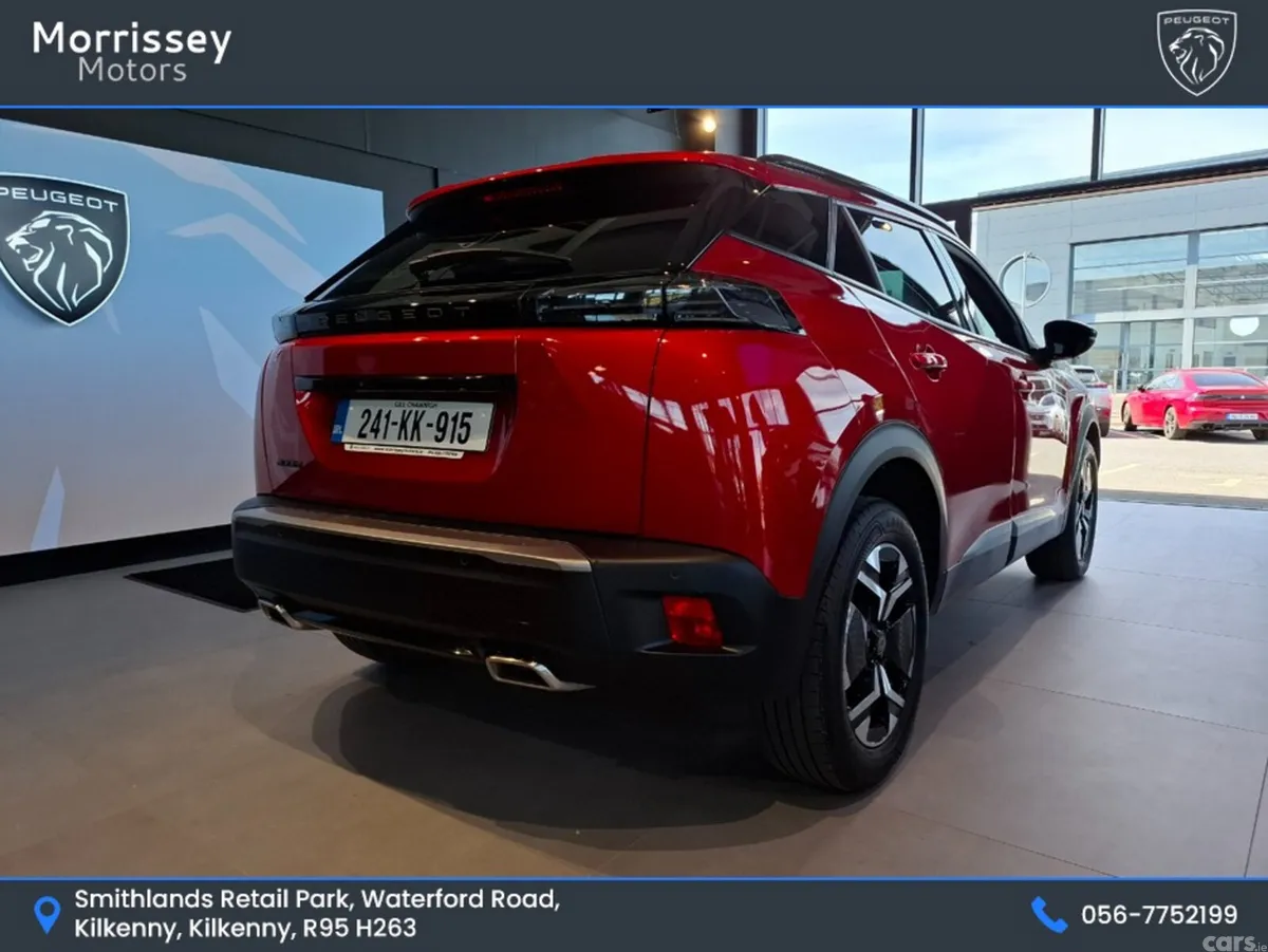 Peugeot 2008 MPV, Petrol, 2024, Red