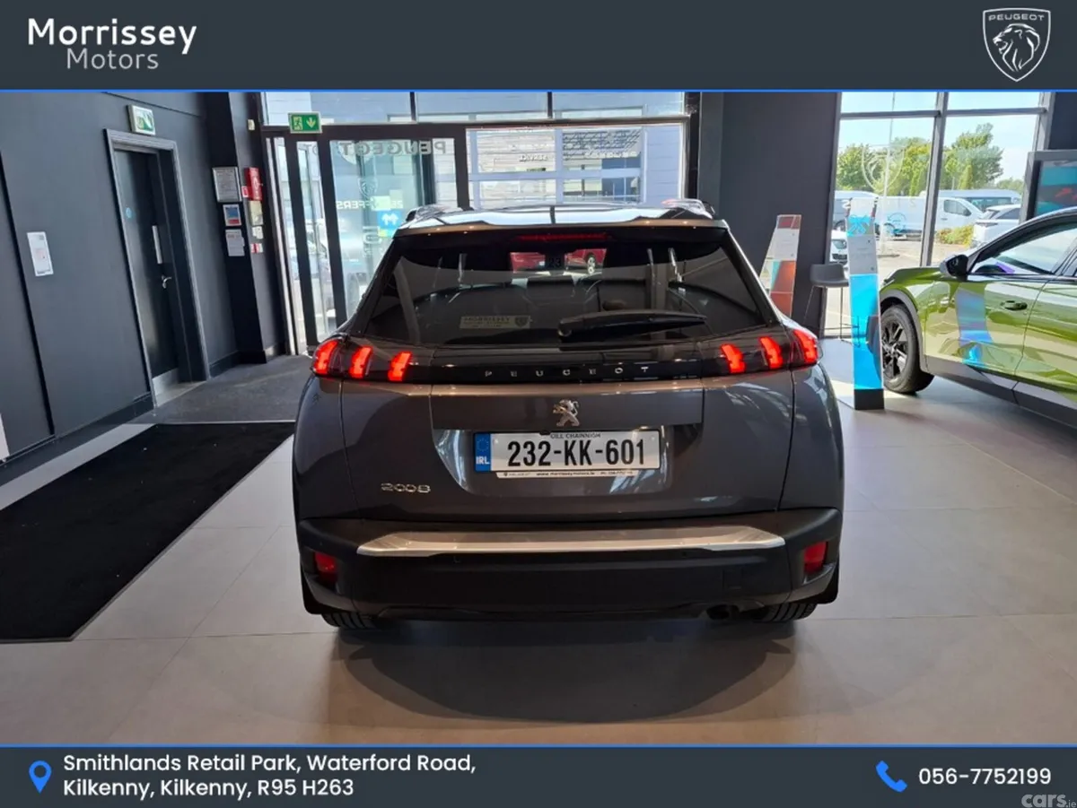 Peugeot 2008 MPV, Petrol, 2023, Grey