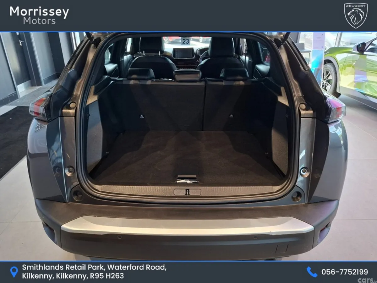 Peugeot 2008 MPV, Petrol, 2023, Grey