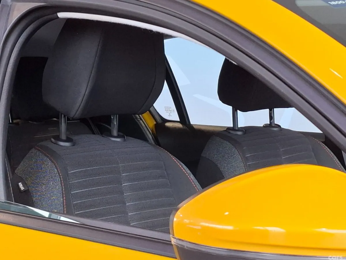 Peugeot 208 Hatchback, Petrol, 2020, Yellow