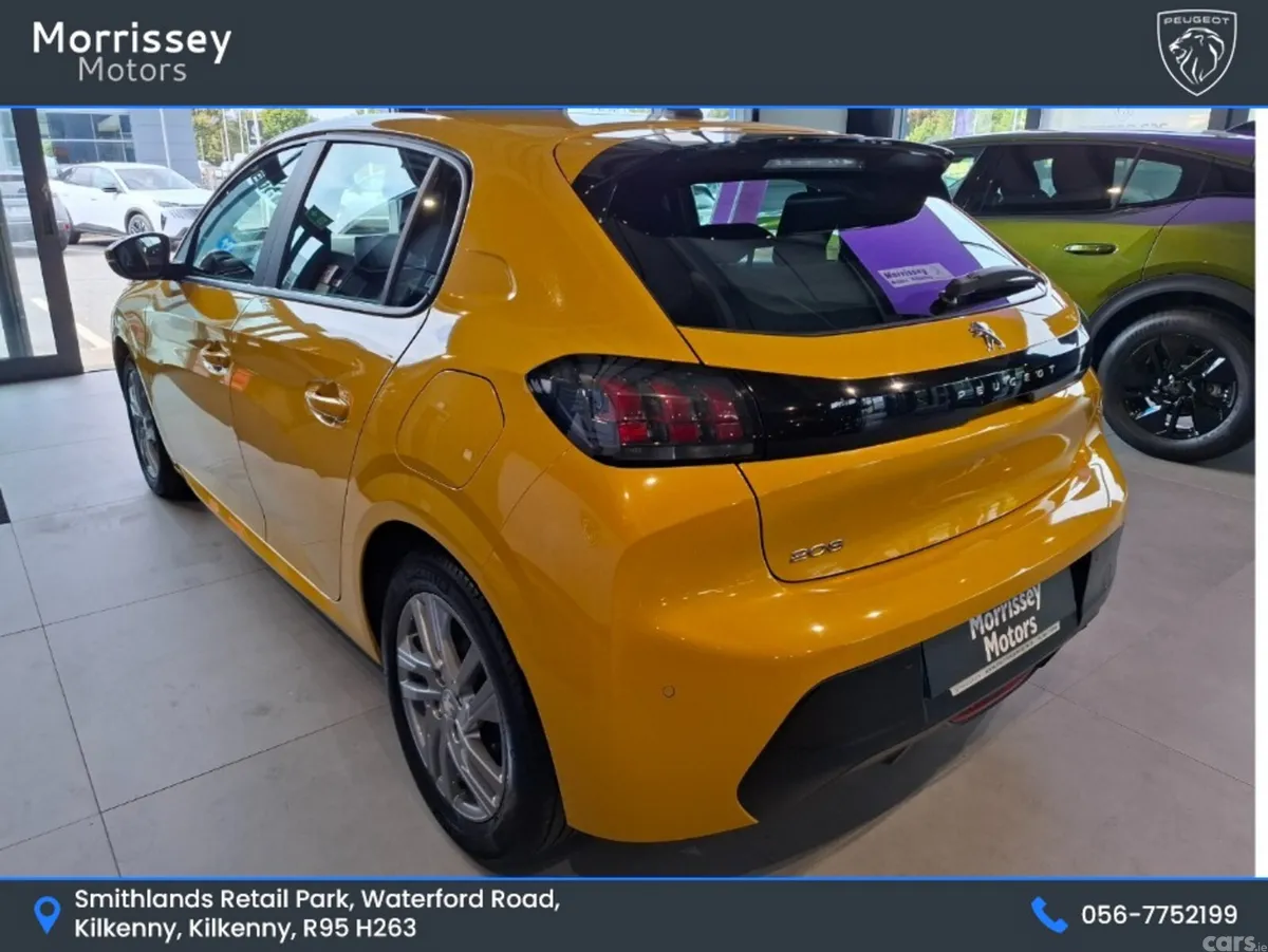 Peugeot 208 Hatchback, Petrol, 2020, Yellow