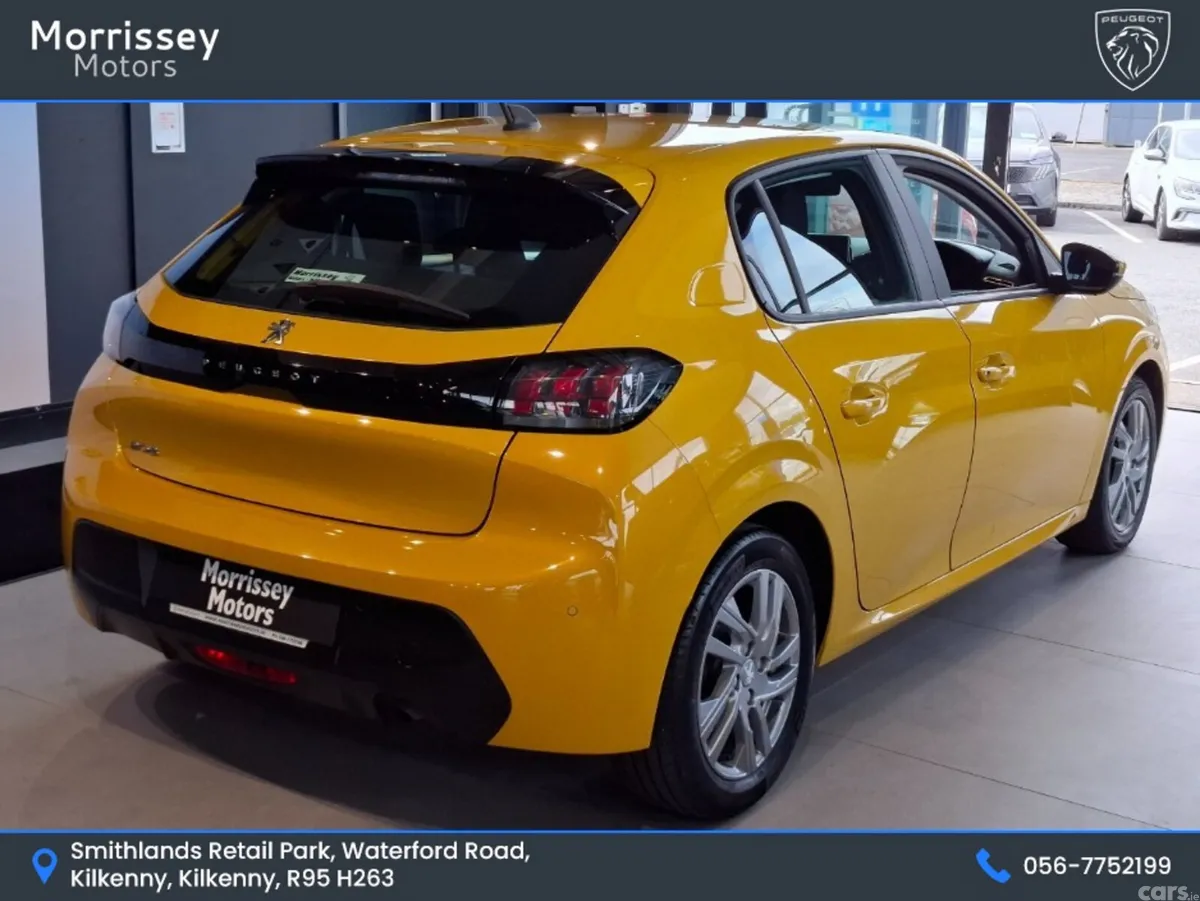 Peugeot 208 Hatchback, Petrol, 2020, Yellow