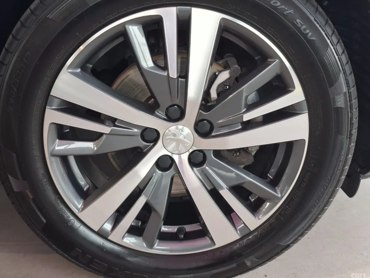 Peugeot 3008 MPV, Diesel, 2023, Grey