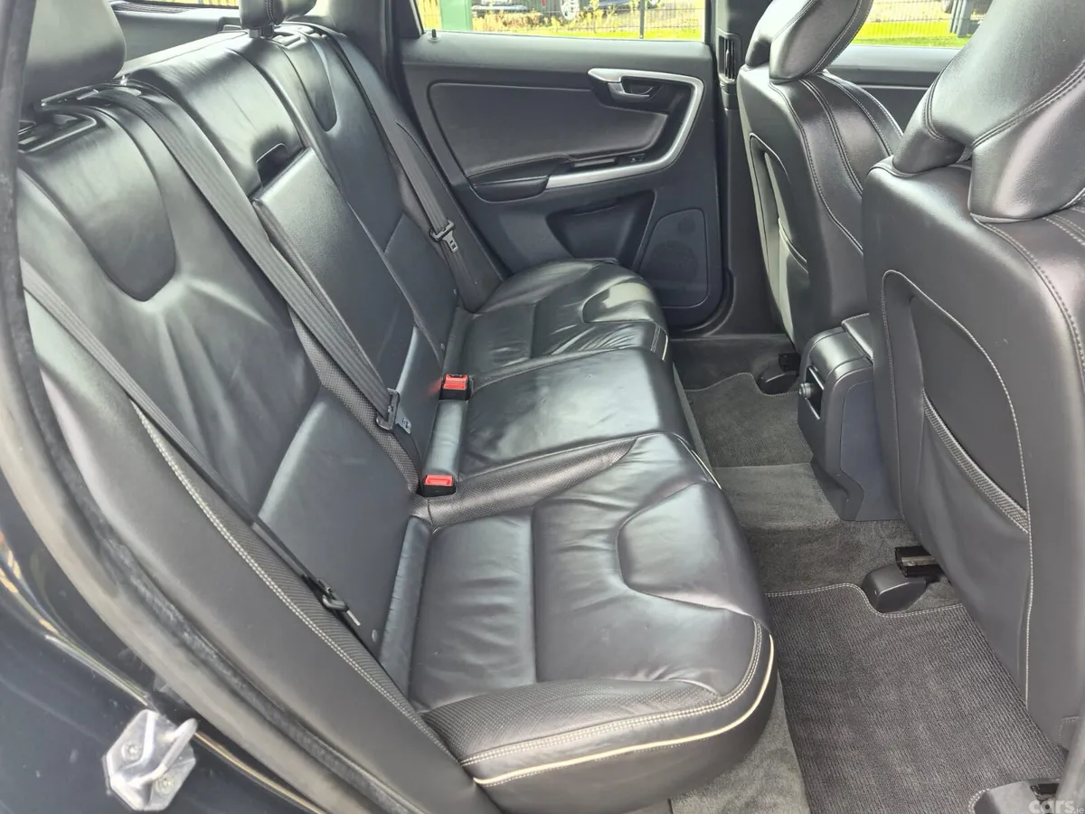 Volvo XC60 SUV, Diesel, 2015, Grey