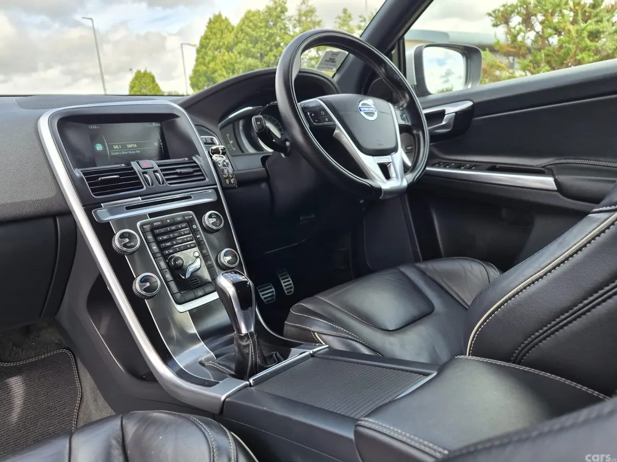 Volvo XC60 SUV, Diesel, 2015, Grey