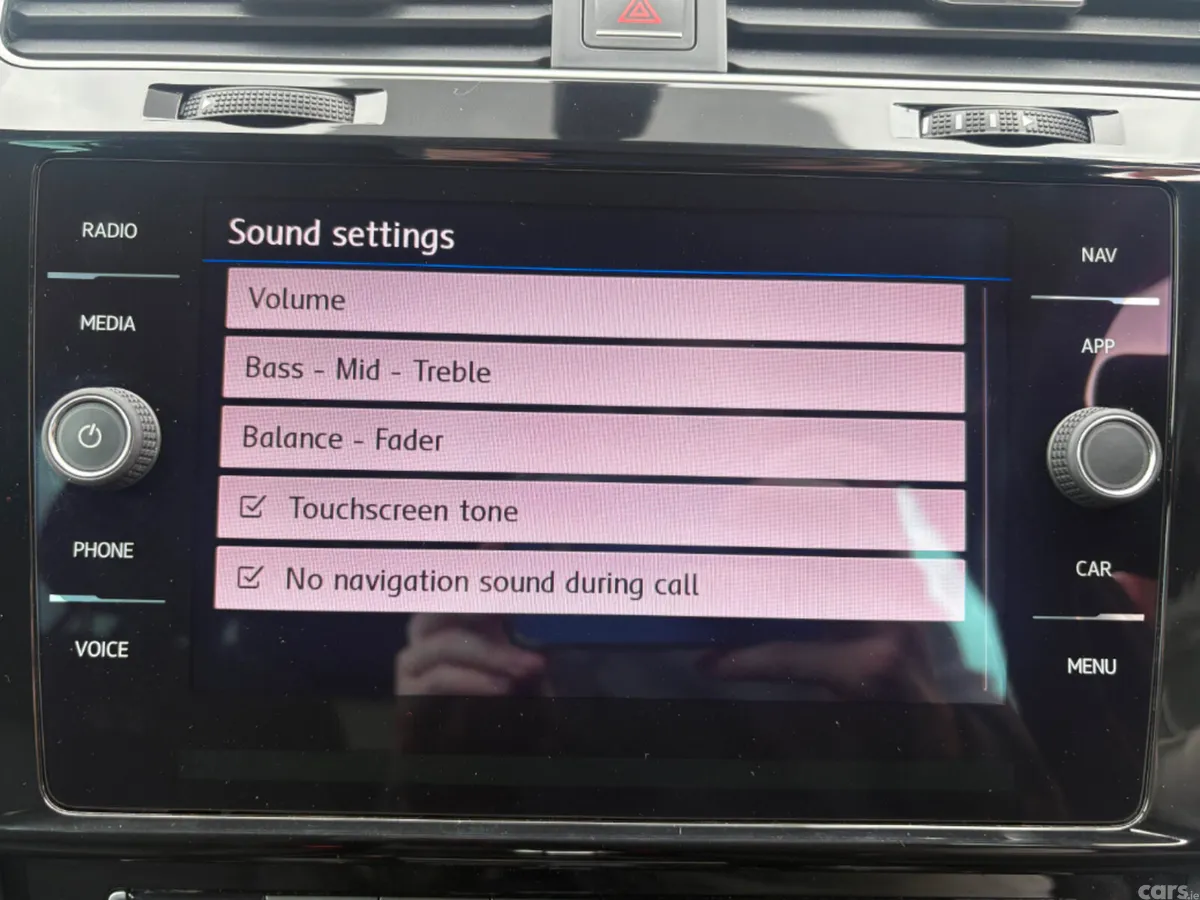 Volkswagen Golf Estate, Petrol, 2017, White