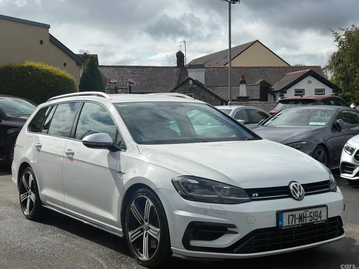 Volkswagen Golf Estate, Petrol, 2017, White