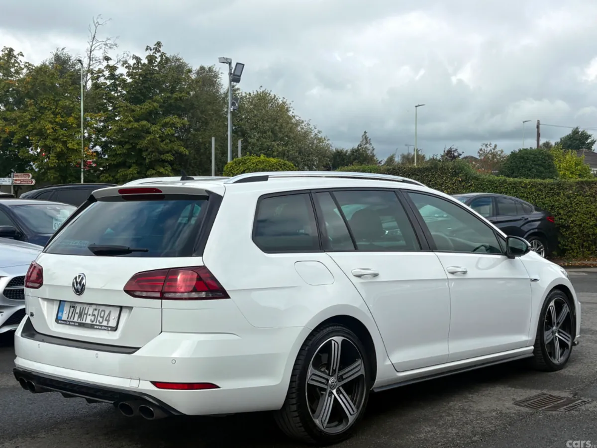 Volkswagen Golf Estate, Petrol, 2017, White