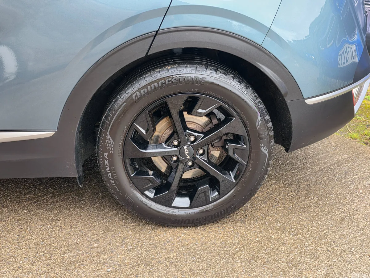 Kia Sportage SUV, Diesel Hybrid, 2022, Grey