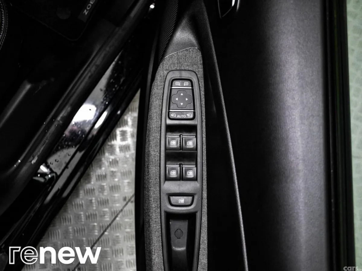 Renault Zoe Hatchback, Electric, 2022, Black