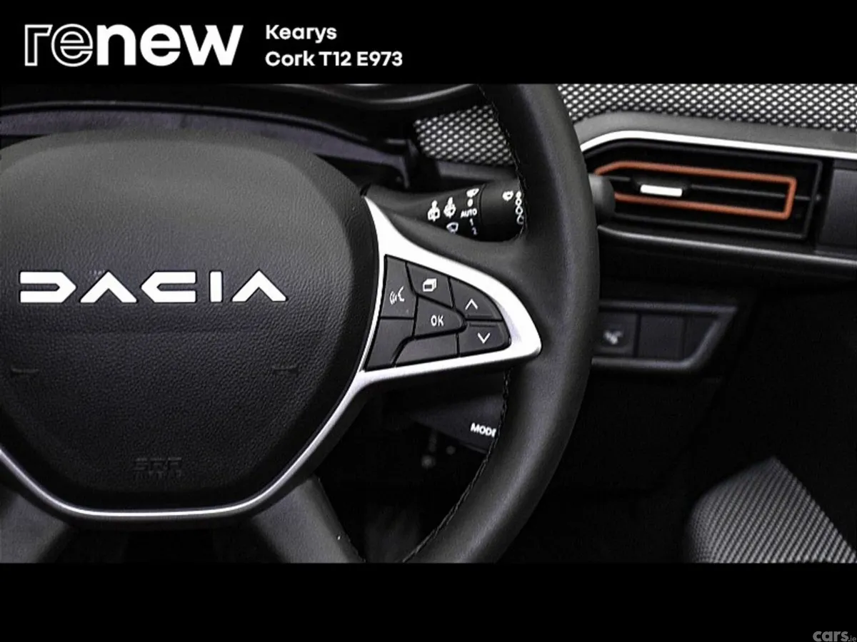 Dacia Sandero Stepway SUV, Petrol, 2023, Orange