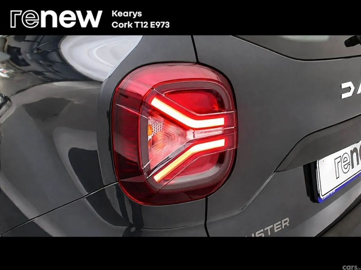 Dacia Duster SUV, Petrol, 2023, Grey