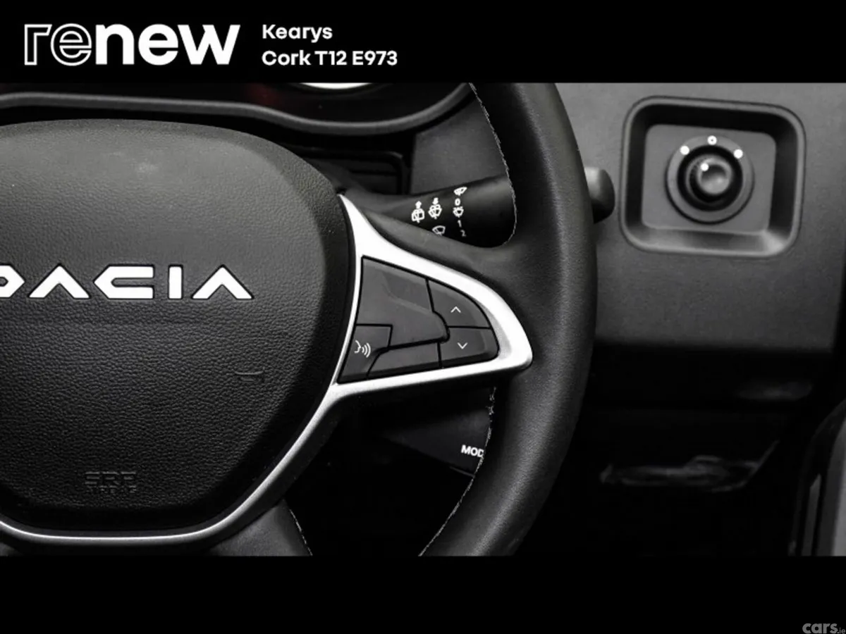 Dacia Duster SUV, Petrol, 2023, Grey