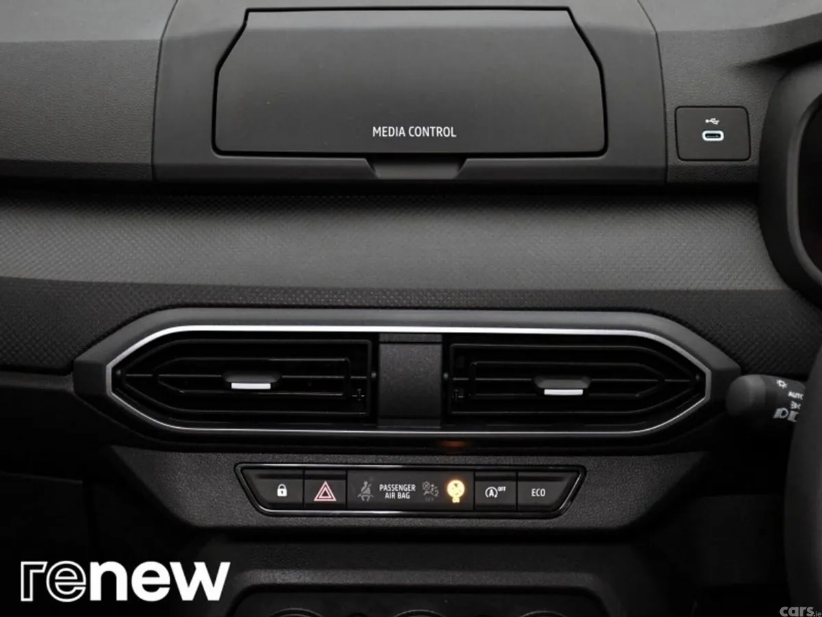 Dacia Sandero Hatchback, Petrol, 2023, Black