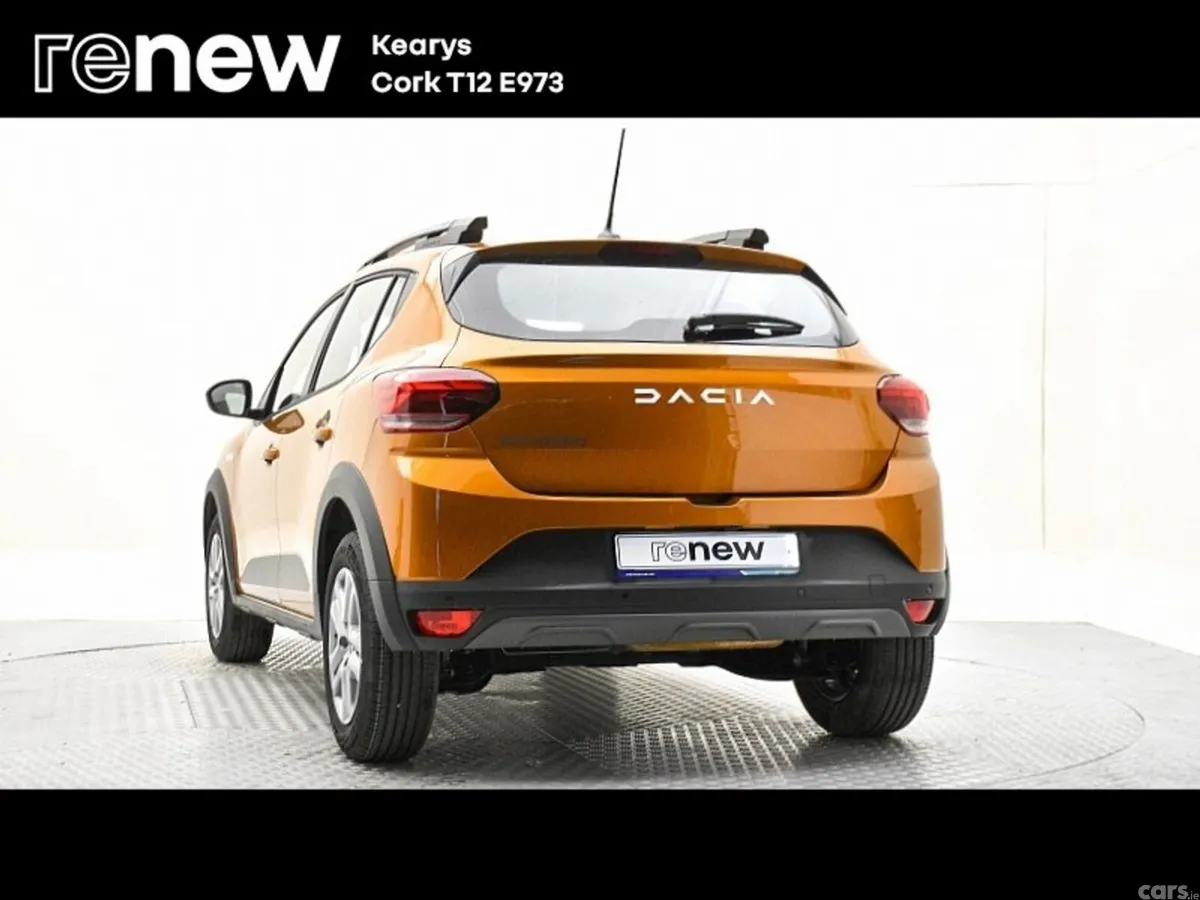 Dacia Sandero Stepway SUV, Petrol, 2023, Orange