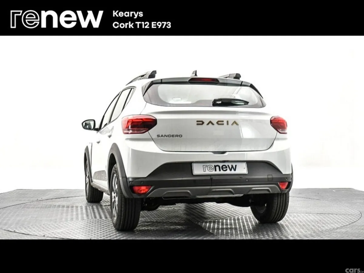 Dacia Sandero Stepway SUV, Petrol, 2024, White