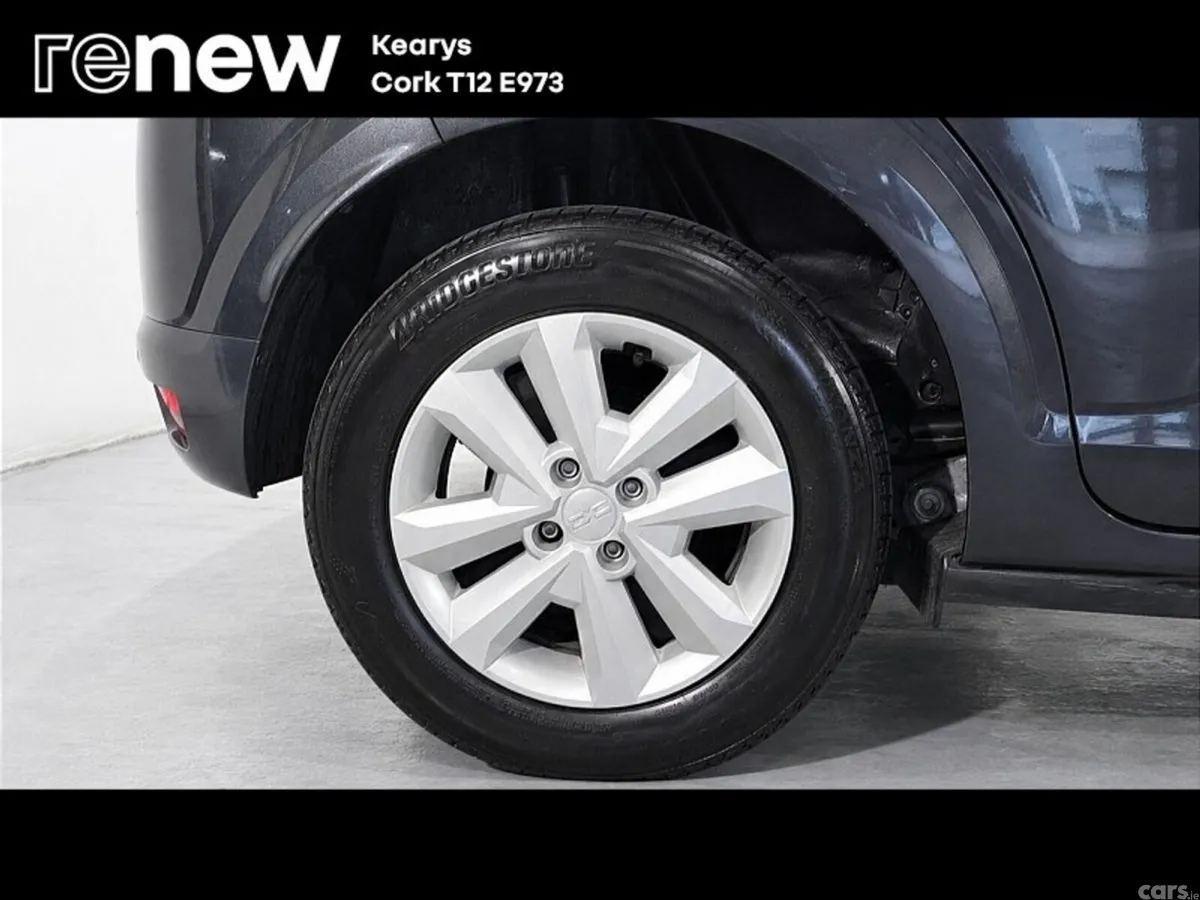 Dacia Sandero Hatchback, Petrol, 2023, Grey