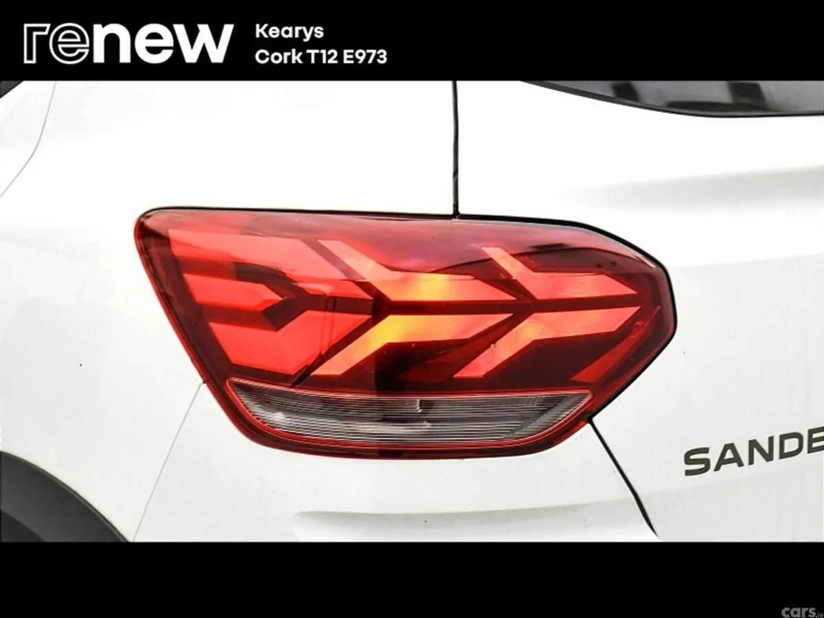 Dacia Sandero Stepway SUV, Petrol, 2024, White