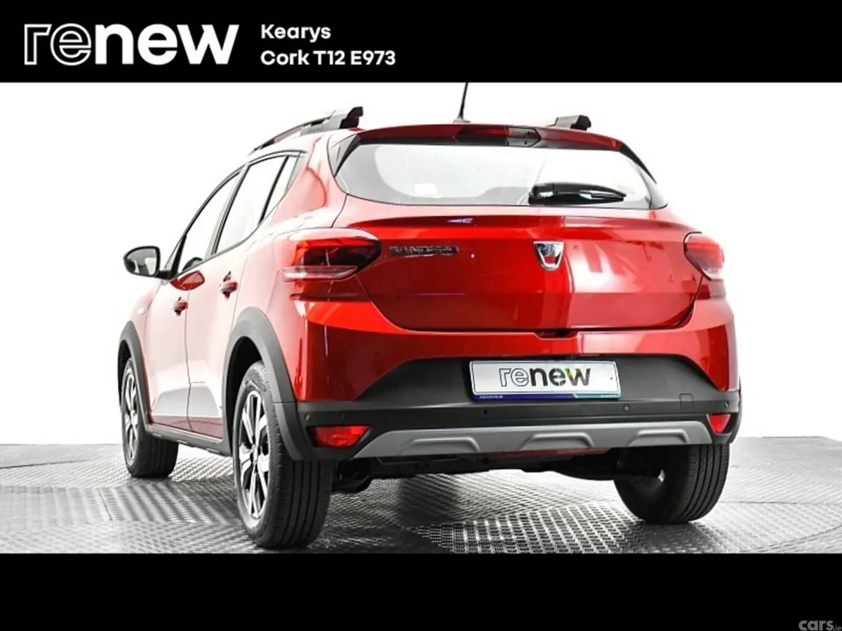 Dacia Sandero Stepway SUV, Petrol Gas, 2022, Red