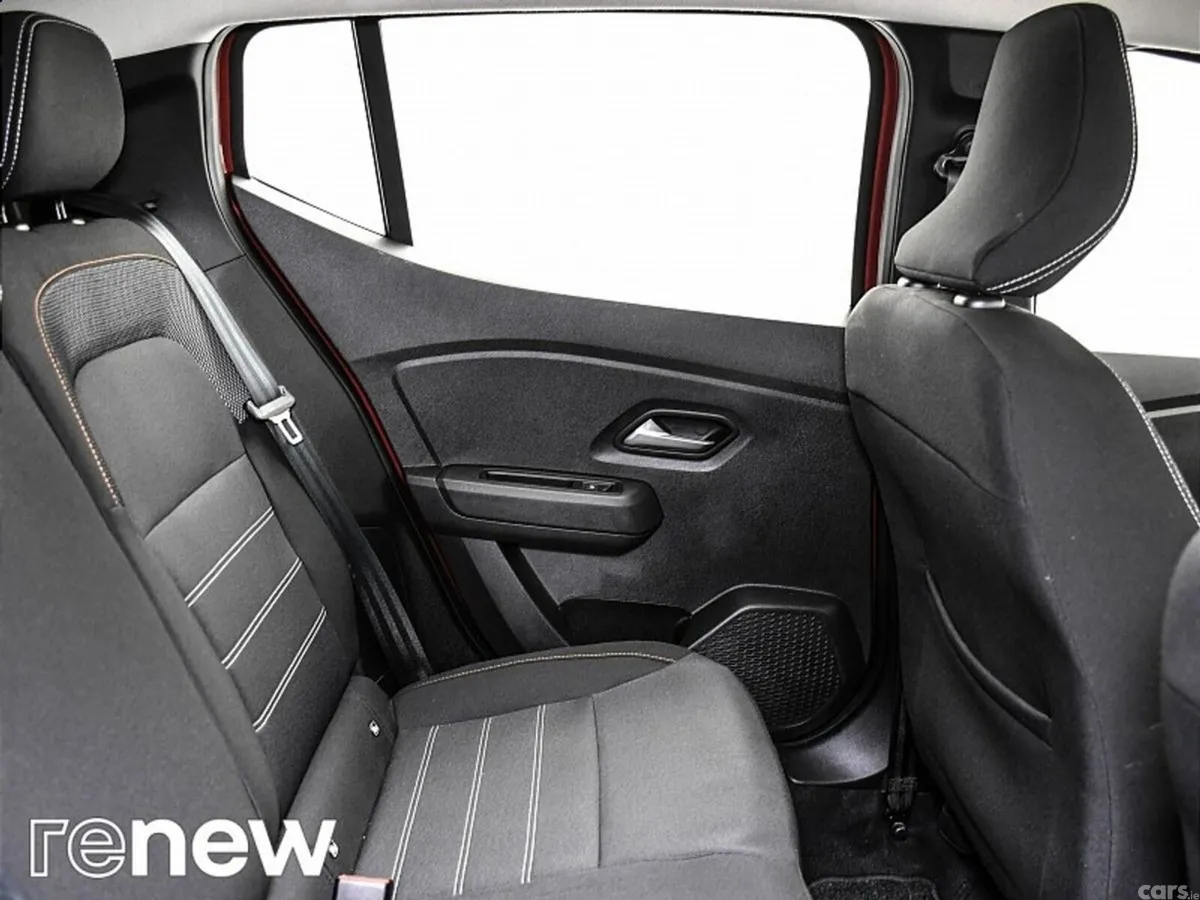 Dacia Sandero Stepway SUV, Petrol Gas, 2022, Red