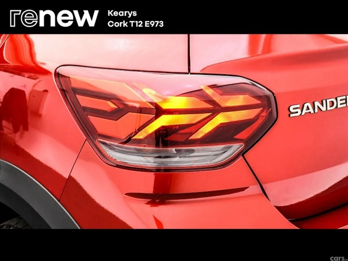 Dacia Sandero Stepway SUV, Petrol Gas, 2022, Red