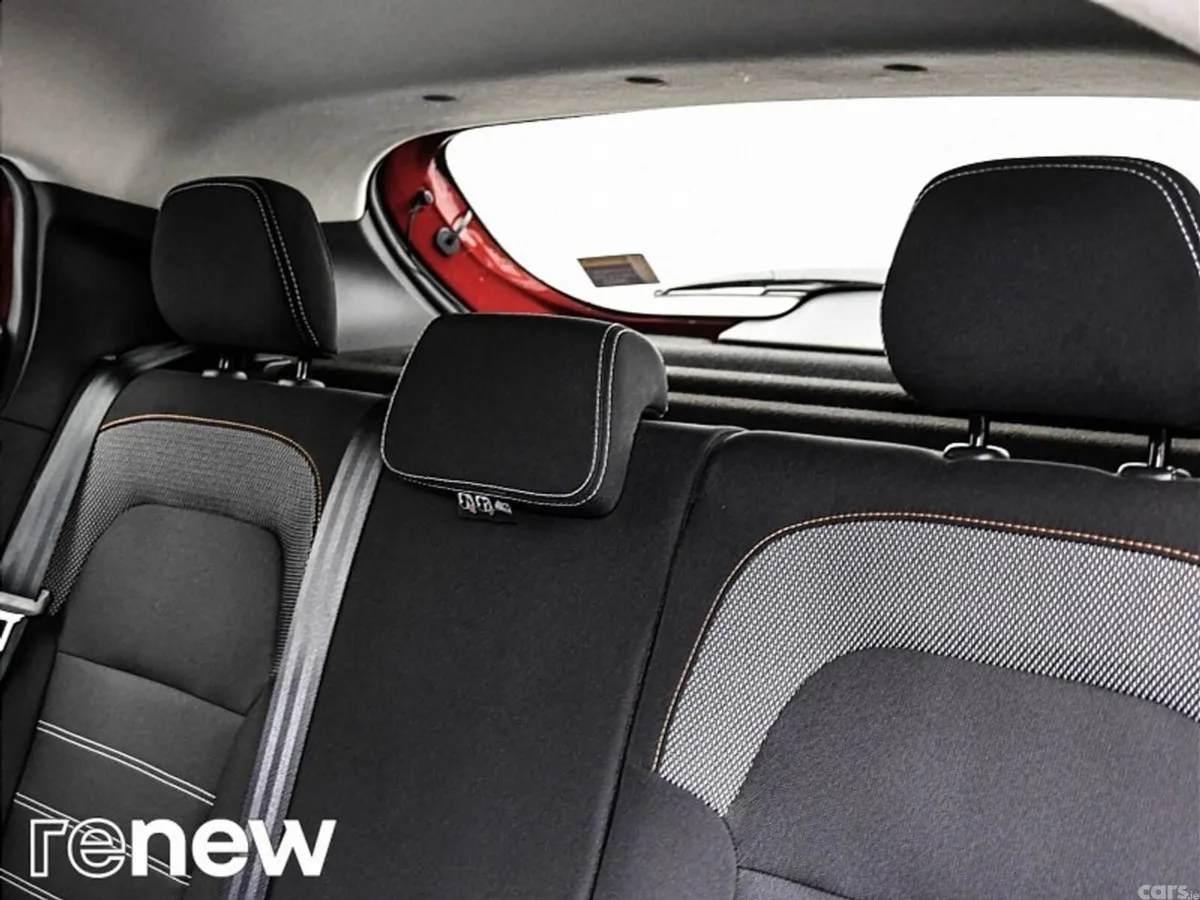 Dacia Sandero Stepway SUV, Petrol Gas, 2022, Red