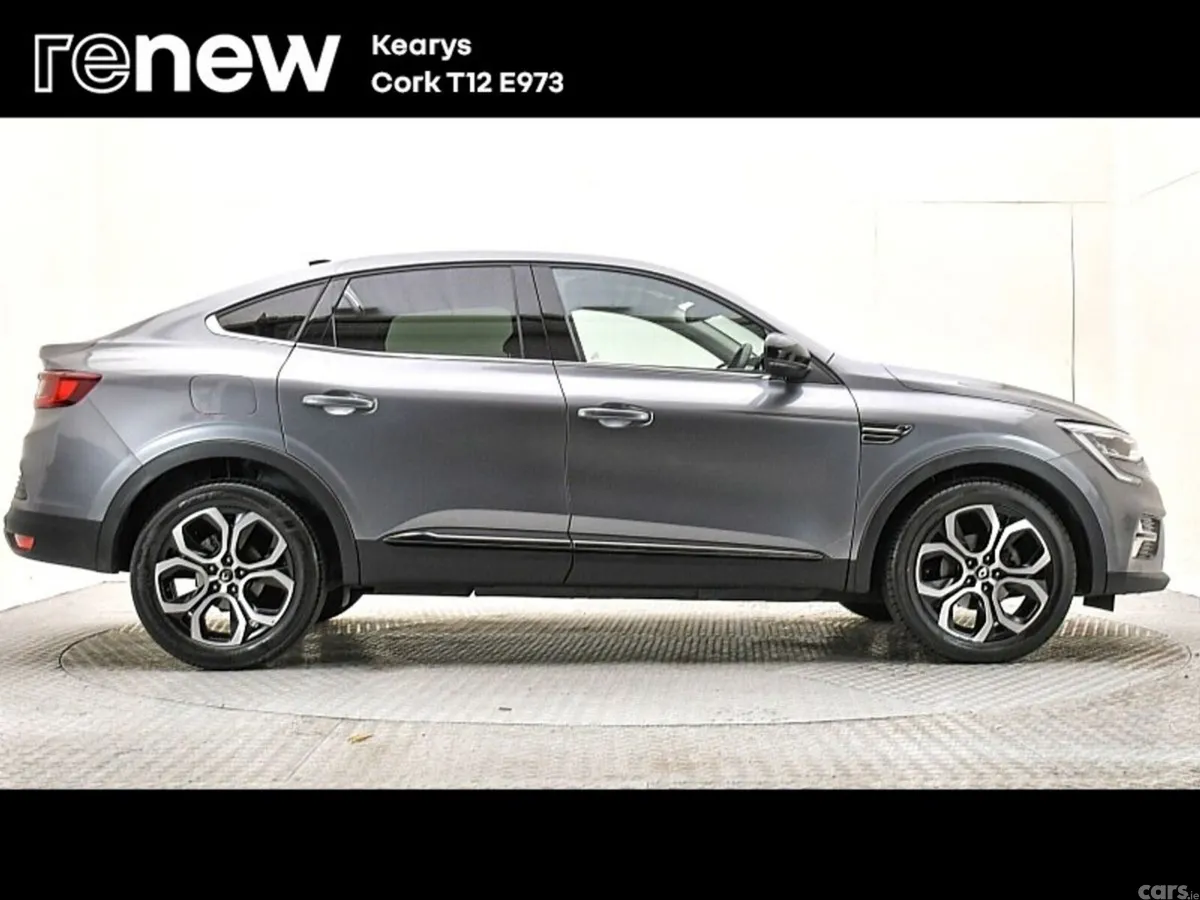 Renault Arkana SUV, Petrol Hybrid, 2023, Grey