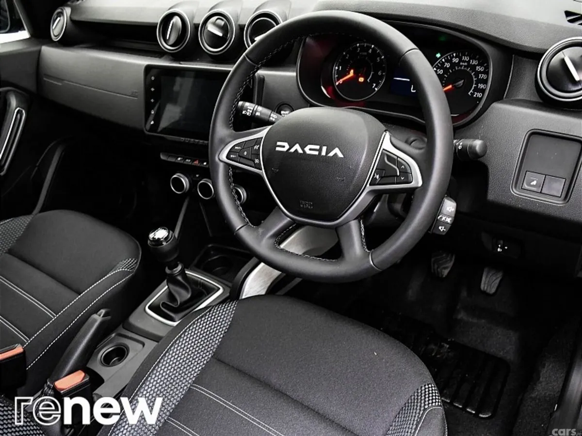Dacia Duster SUV, Diesel, 2024, Grey