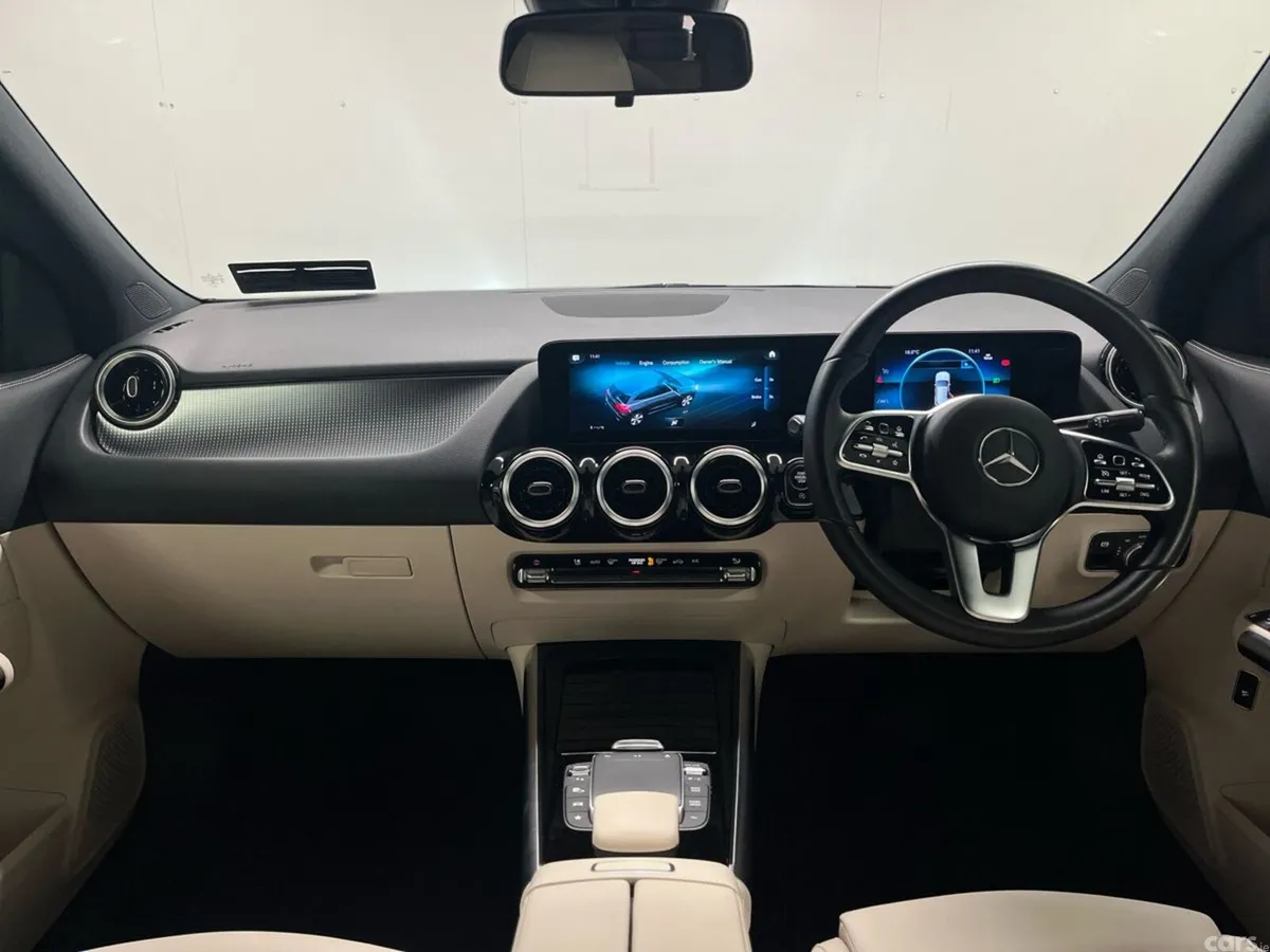 Mercedes-Benz GLA SUV, Diesel, 2022, Grey