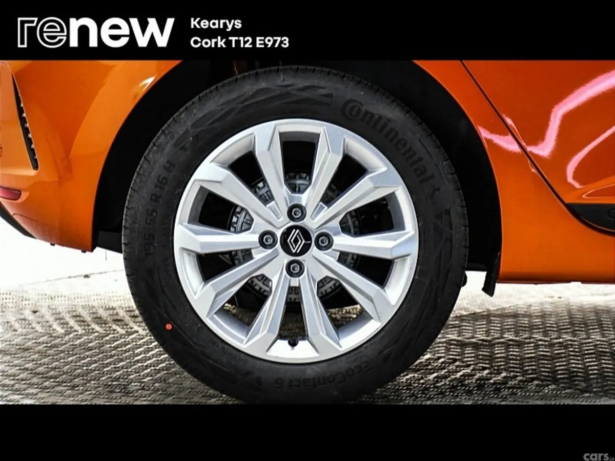 Renault Clio Hatchback, Petrol, 2025, Orange