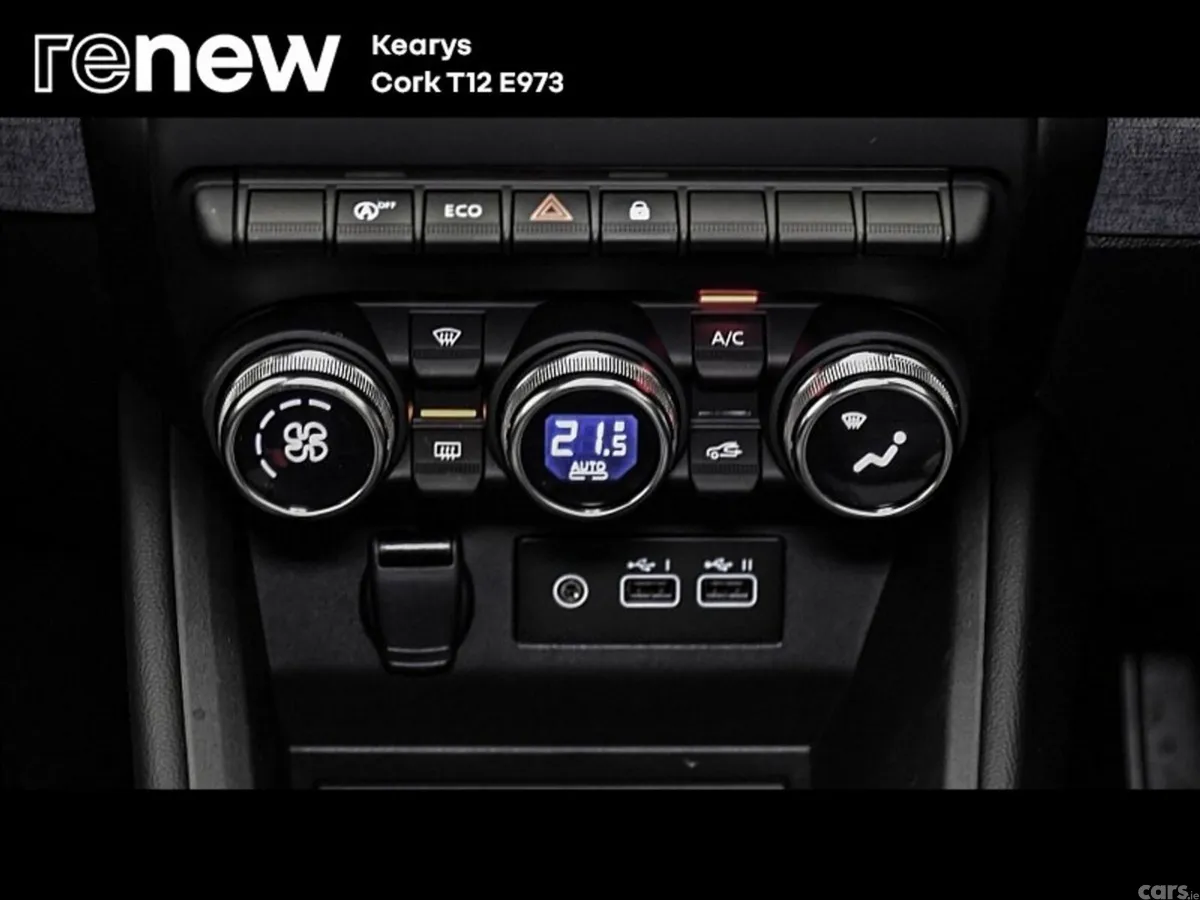 Renault Clio Hatchback, Petrol, 2025, Orange