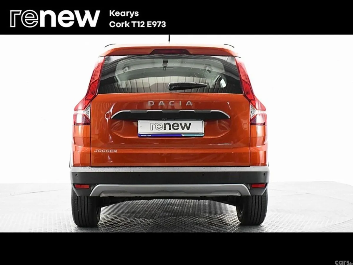 Dacia Jogger SUV, Petrol, 2023, Brown