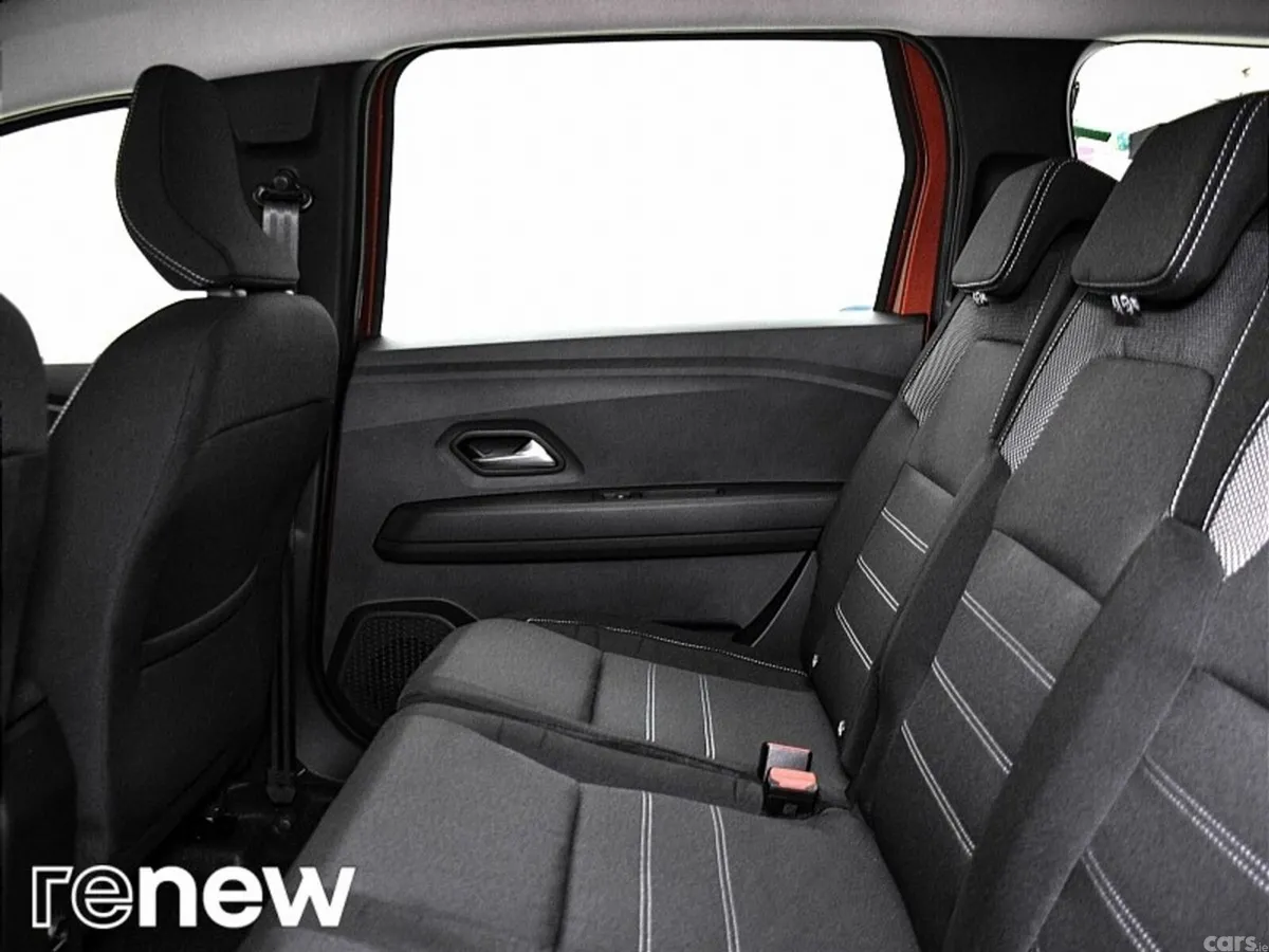 Dacia Jogger SUV, Petrol, 2023, Brown
