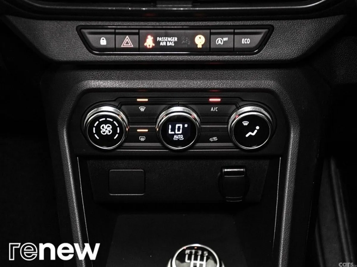 Dacia Jogger SUV, Petrol, 2023, Brown