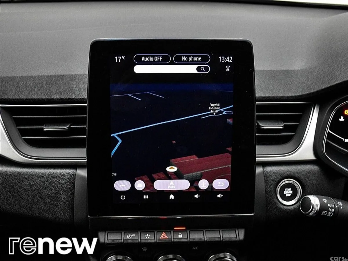 Renault Captur SUV, Petrol, 2022, Silver