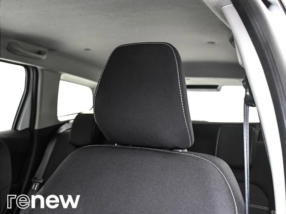 Dacia Duster SUV, Petrol, 2022, White