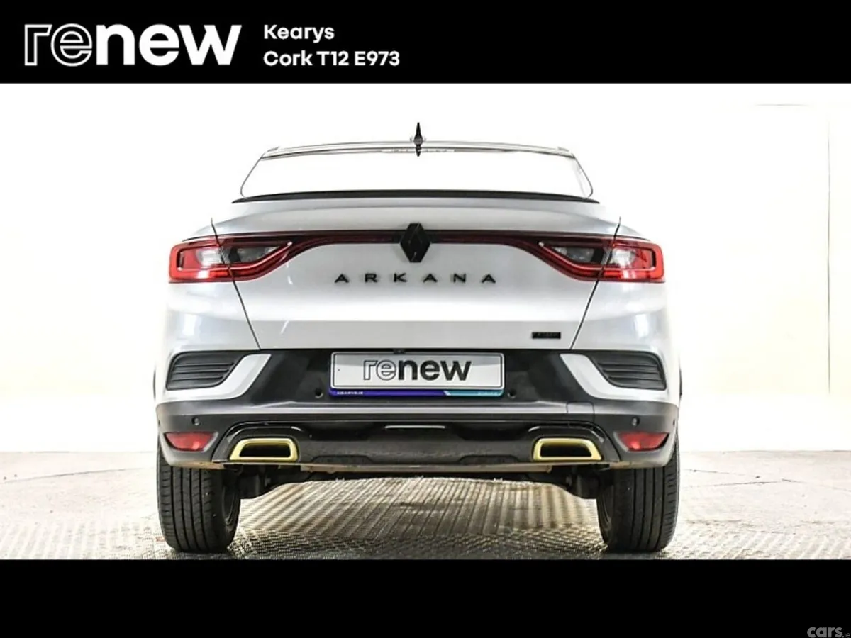 Renault Arkana SUV, Petrol Hybrid, 2023, White