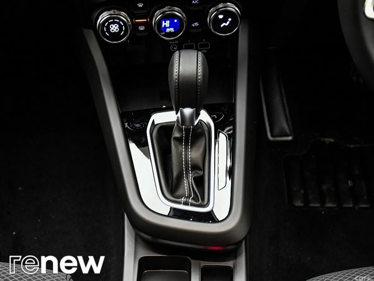 Renault Arkana SUV, Petrol Hybrid, 2025, Grey