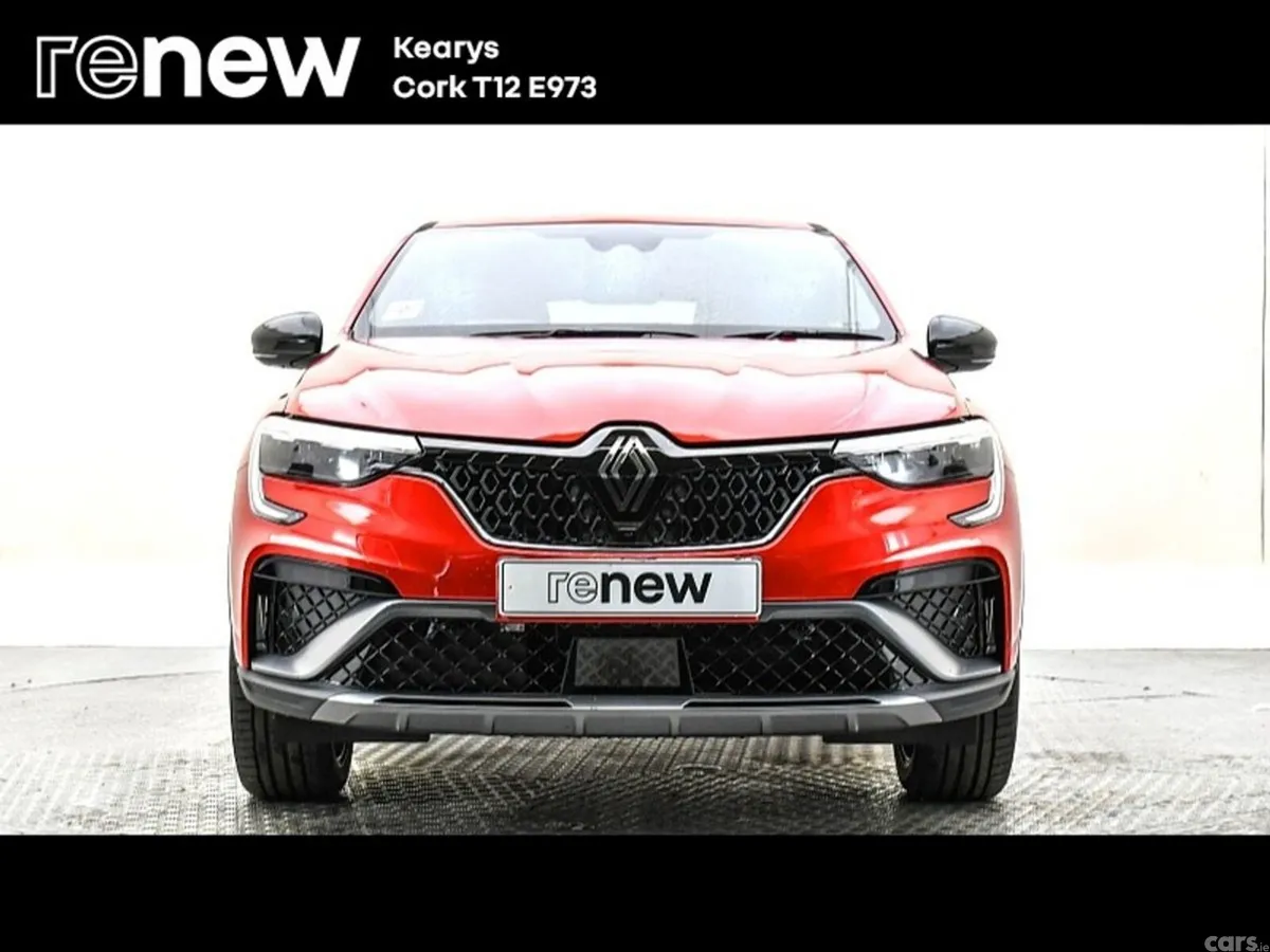 Renault Arkana SUV, Petrol, 2024, Red