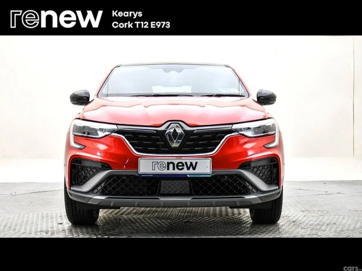 Renault Arkana SUV, Petrol, 2022, Red