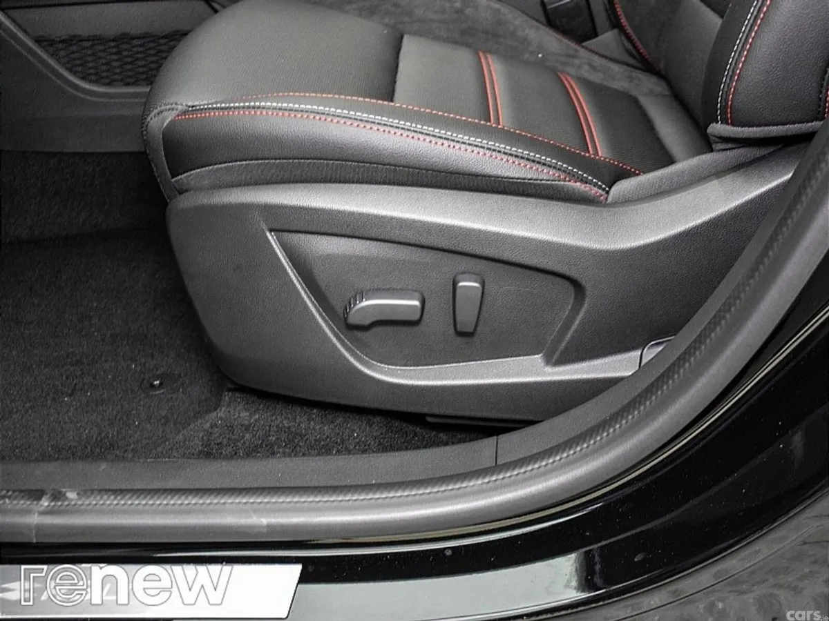 Renault Arkana Hatchback, Petrol Hybrid, 2022, Black